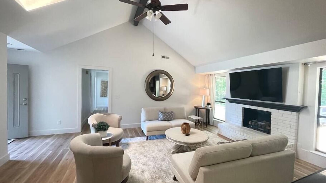 Photo of Livingroom in Fayetteville