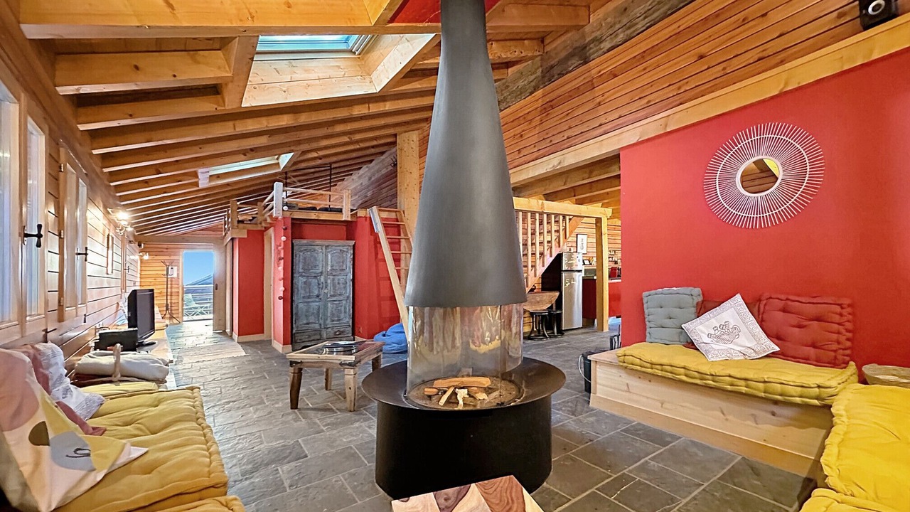 Photo of Livingroom in Bruson