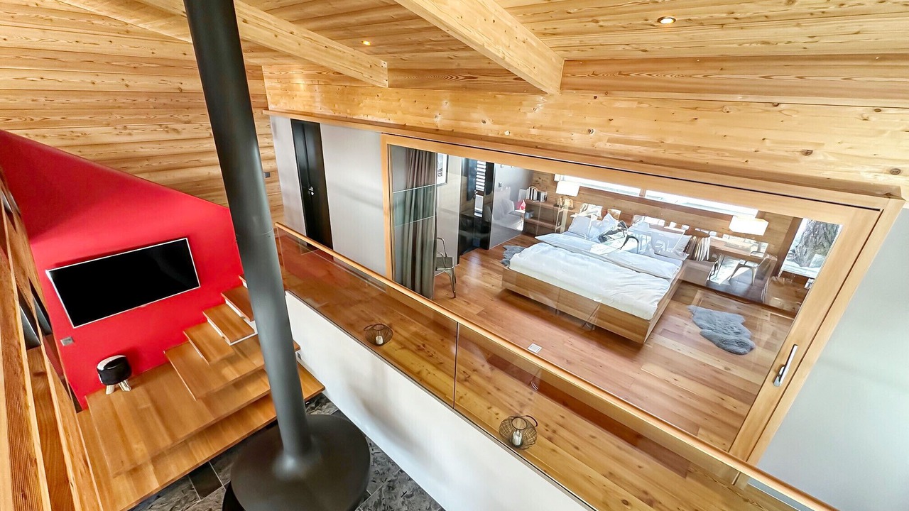 Photo of Bedroom in Lens