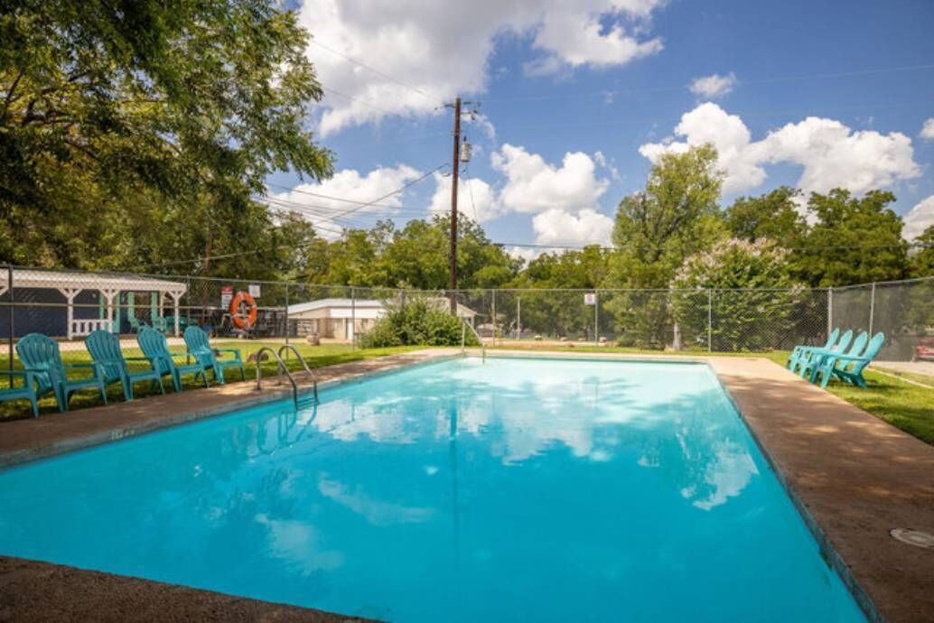 Photo of Others in Burnet