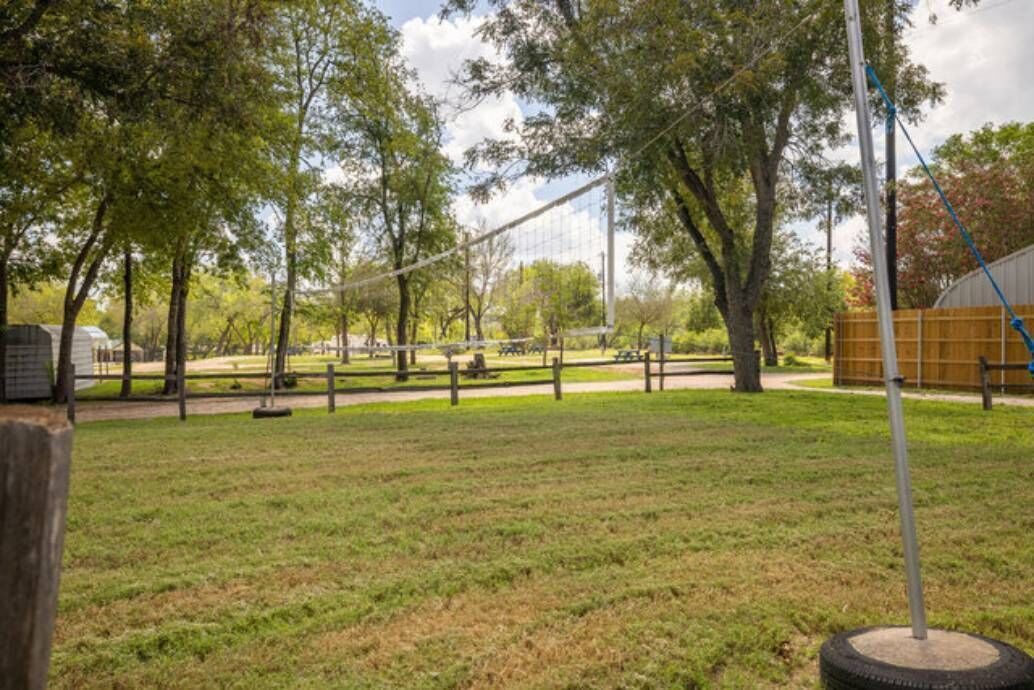 Photo of Others in Burnet