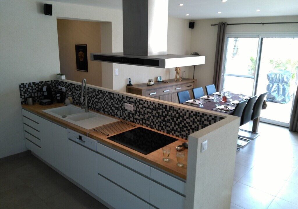 Photo of Kitchen in Cruviers-Lascours