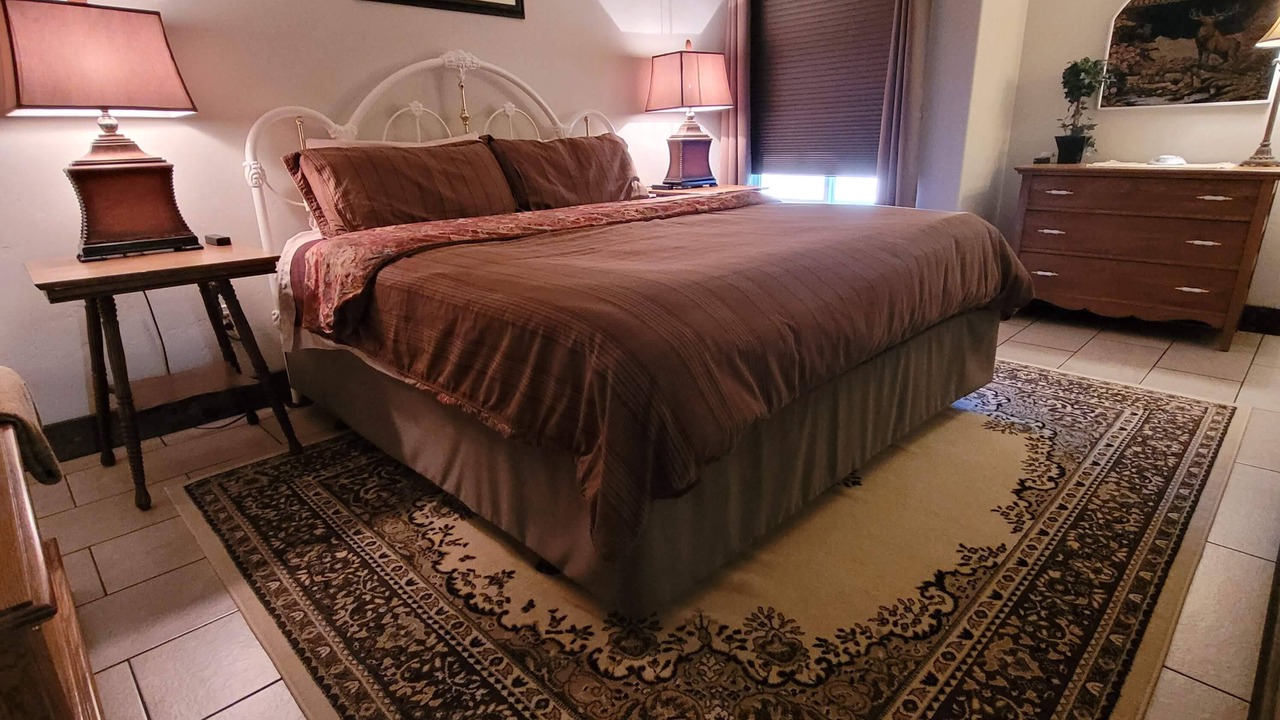 Photo of Bedroom in Meeker
