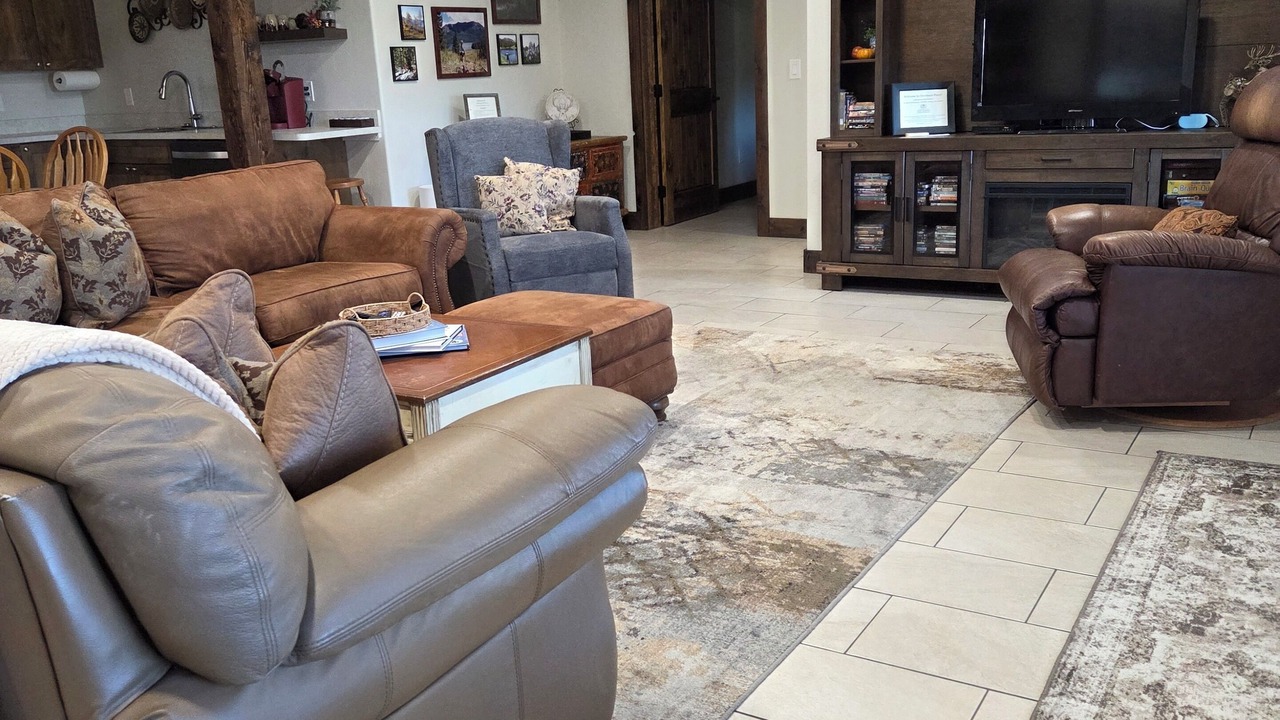 Photo of Livingroom in Meeker