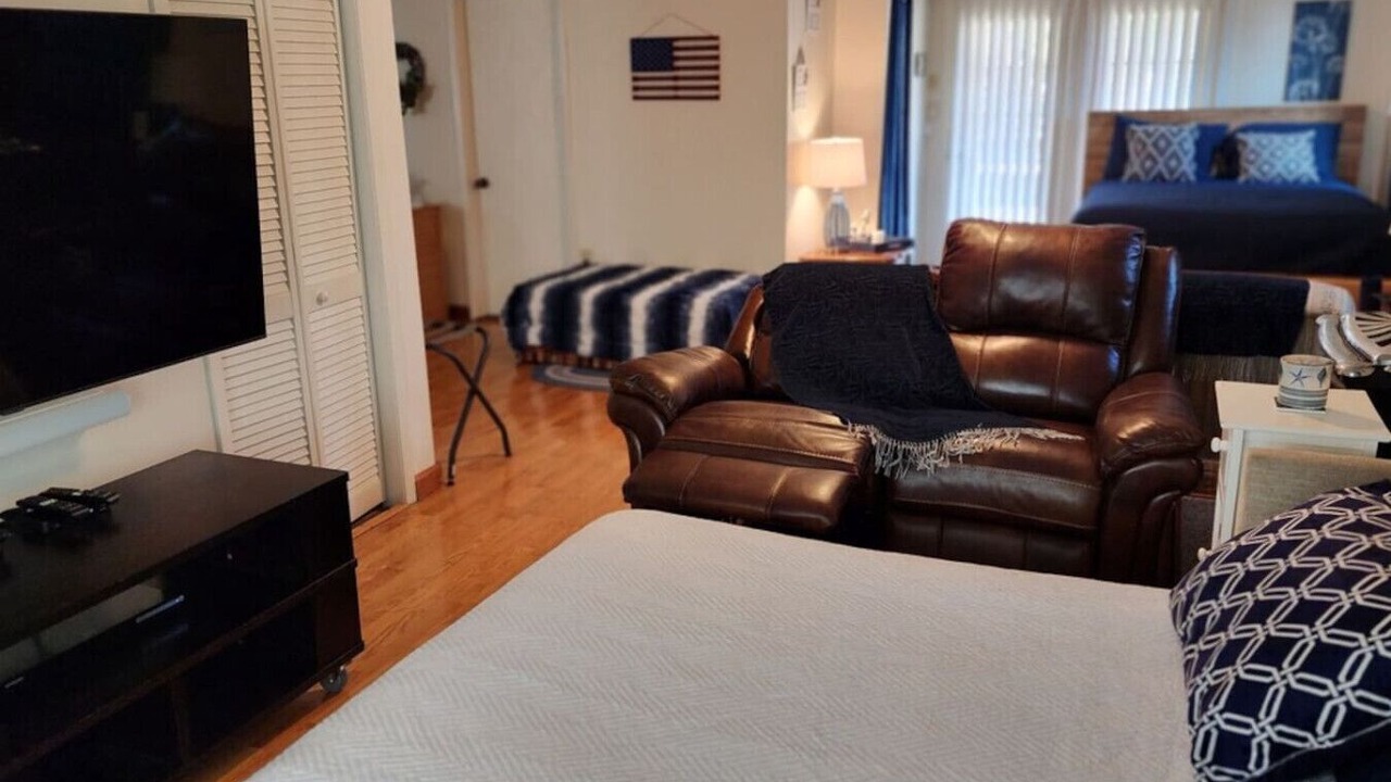 Photo of Bedroom in Canyon Lake