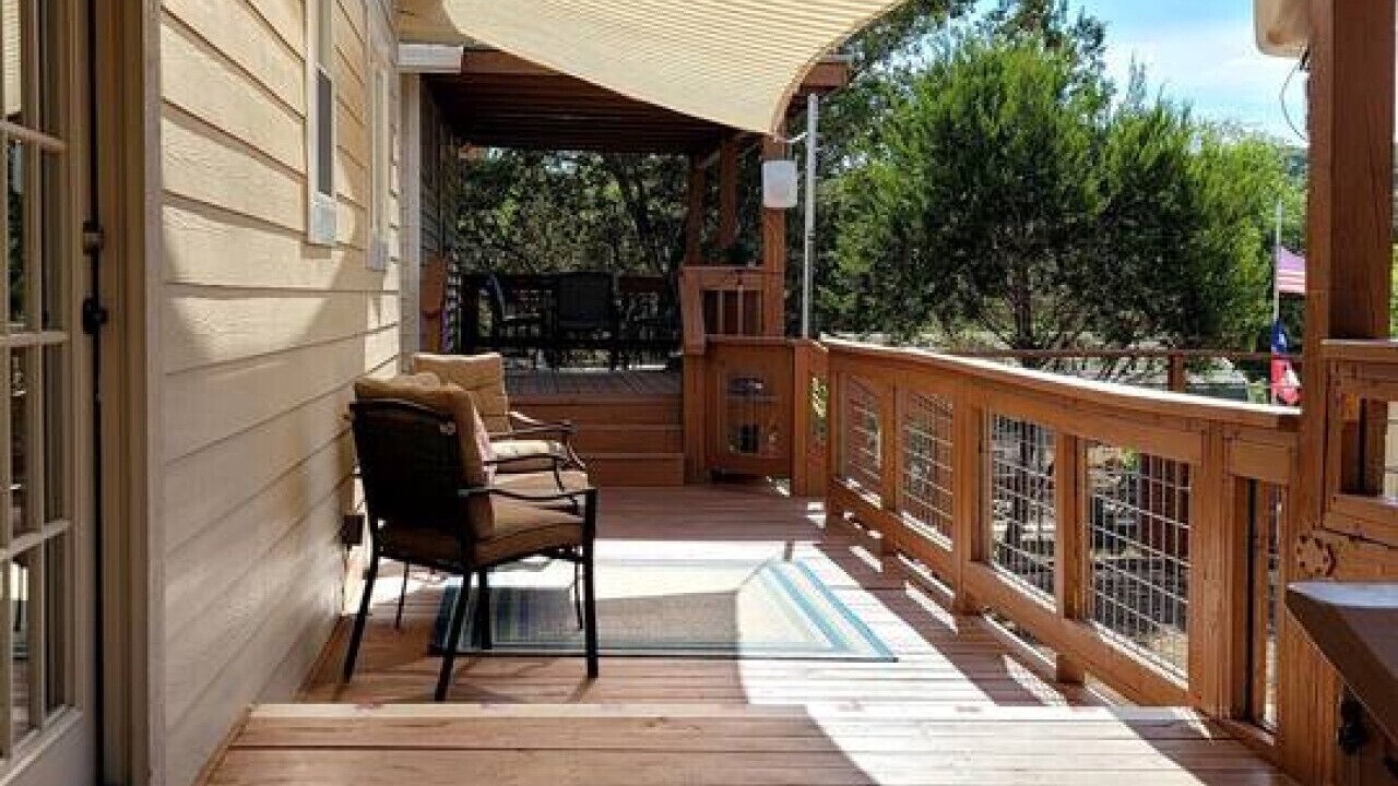 Photo of Patio Balcony in Canyon Lake