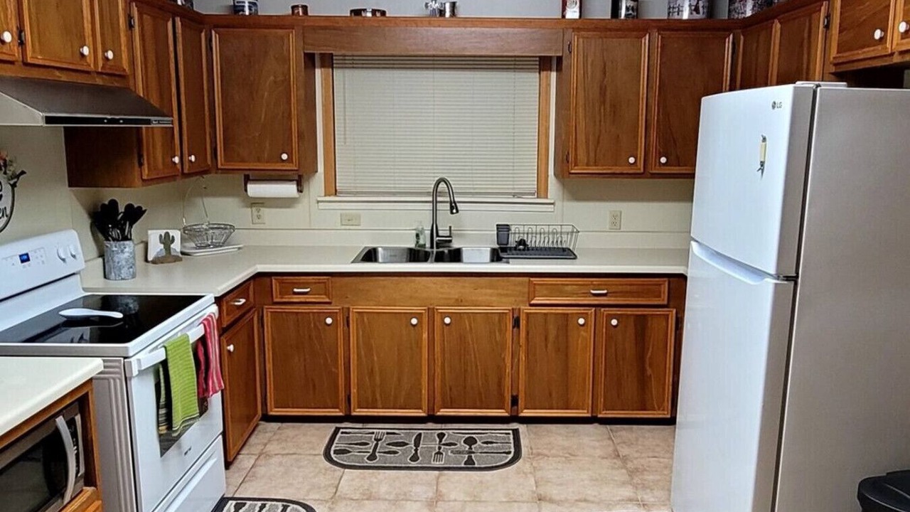 Photo of Kitchen in Canyon Lake