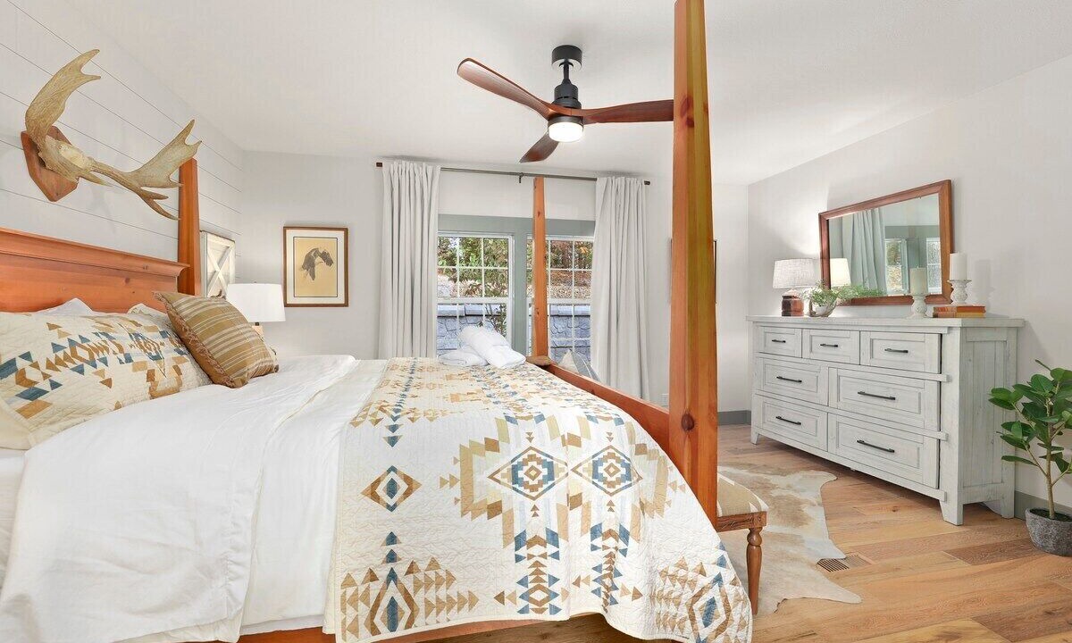 Photo of Bedroom in Springdale