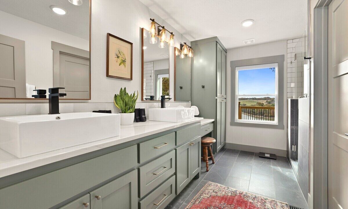 Photo of Bathroom in Springdale