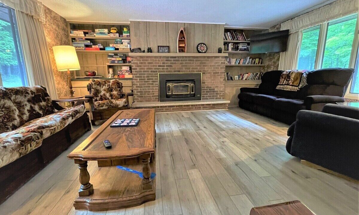 Photo of Livingroom in Butternut