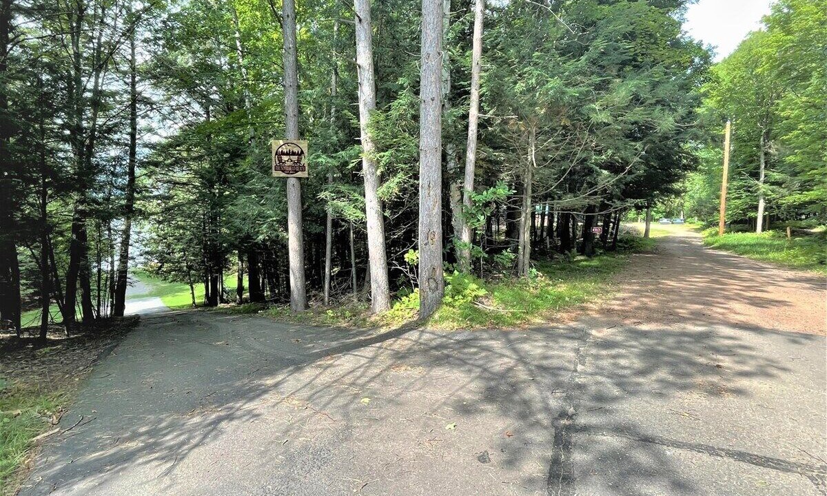 Photo of Outdoor in Butternut