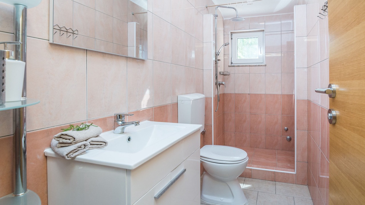 Photo of Bathroom in Vir