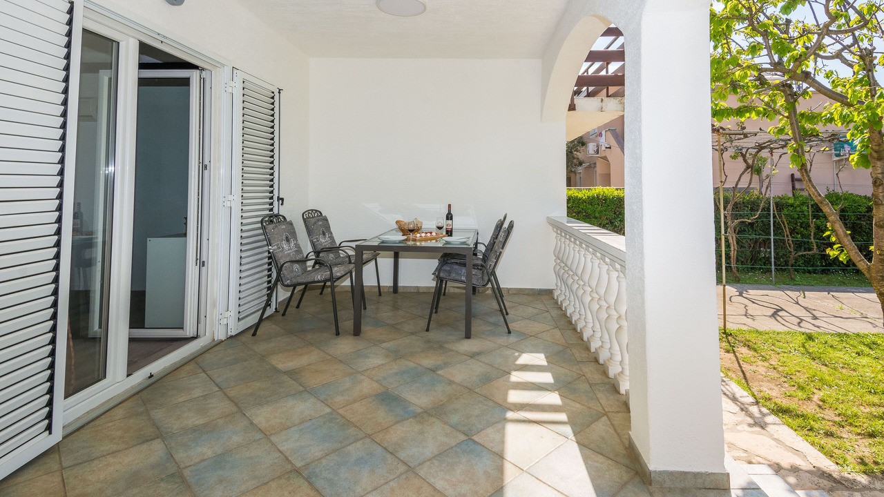 Photo of Patio Balcony in Nin