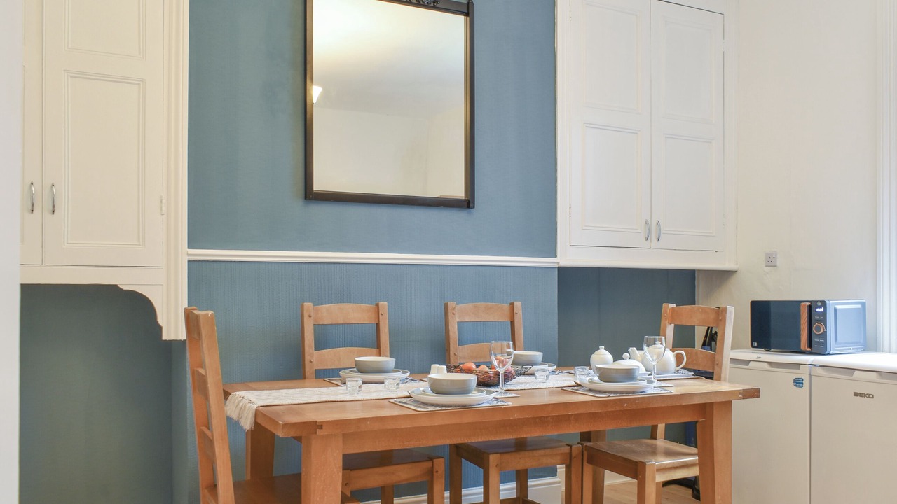 Photo of Others in Hest Bank