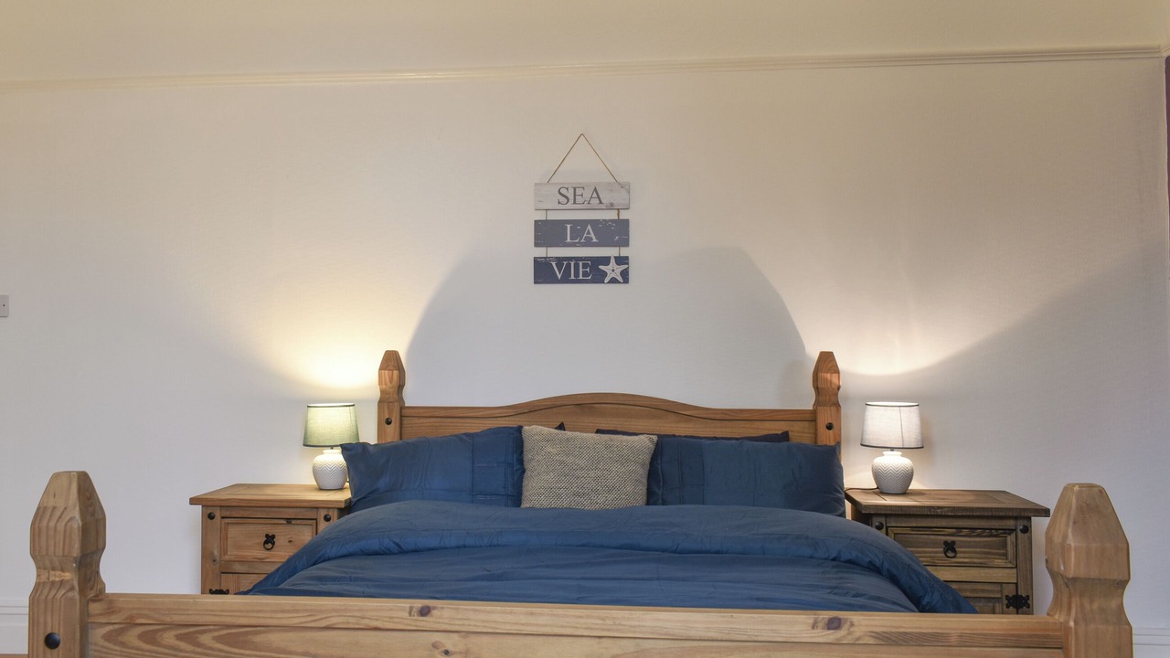 Photo of Others in Hest Bank