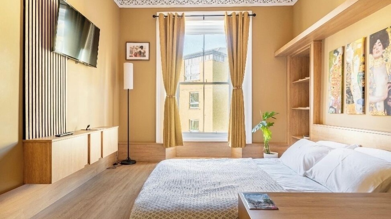 Photo of Bedroom in Tollcross