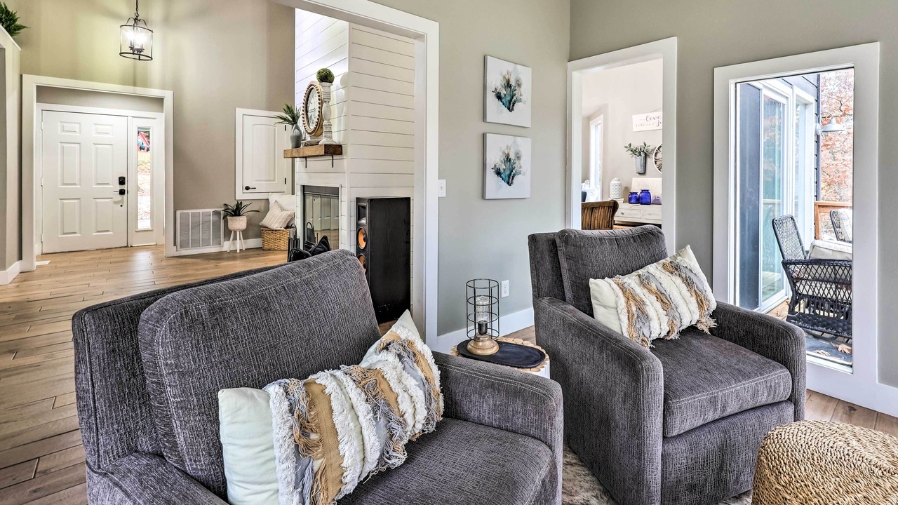 Photo of Livingroom in Rogers