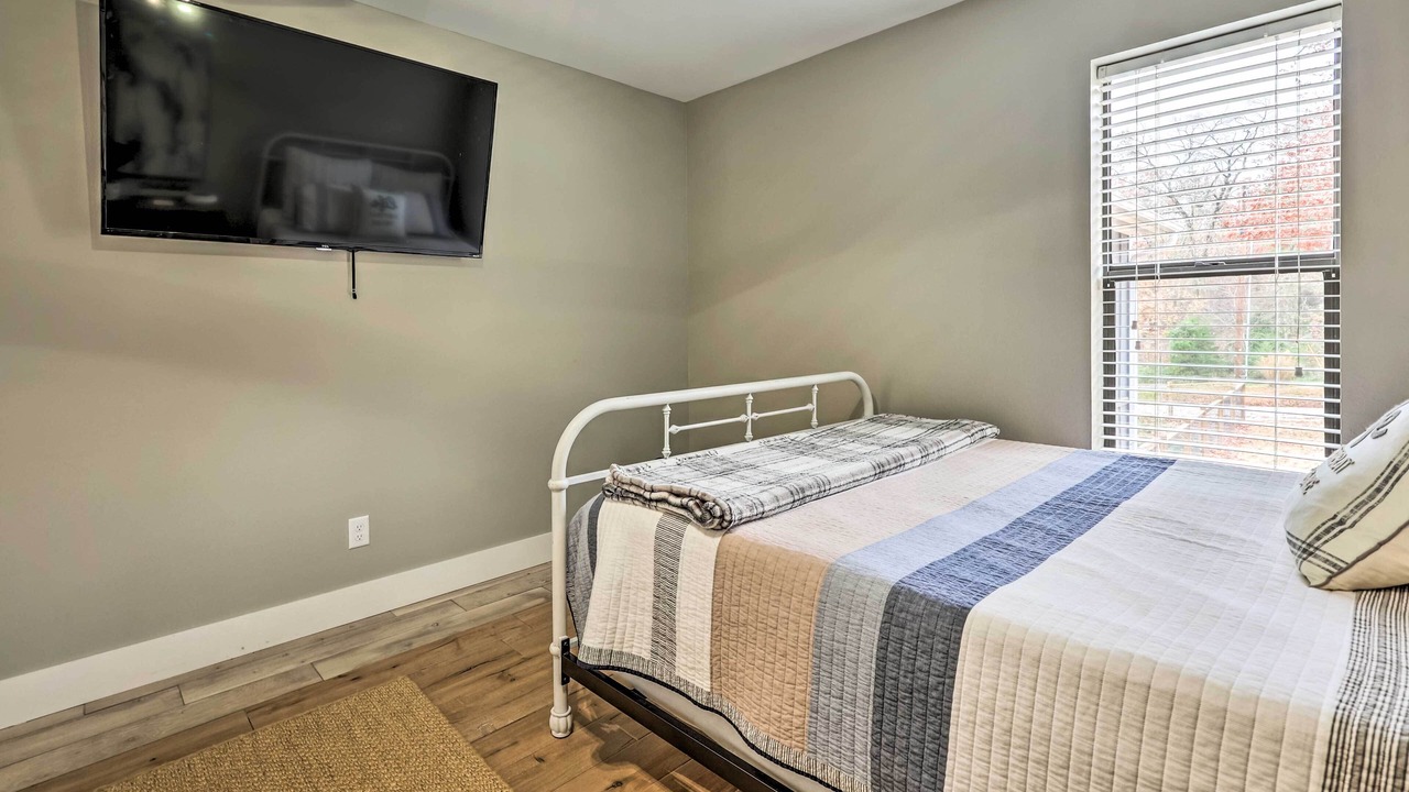 Photo of Bedroom in Rogers