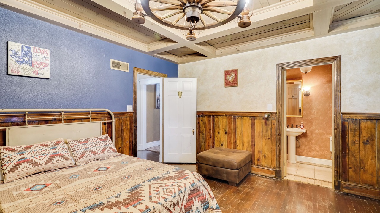 Photo of Bedroom in Odessa