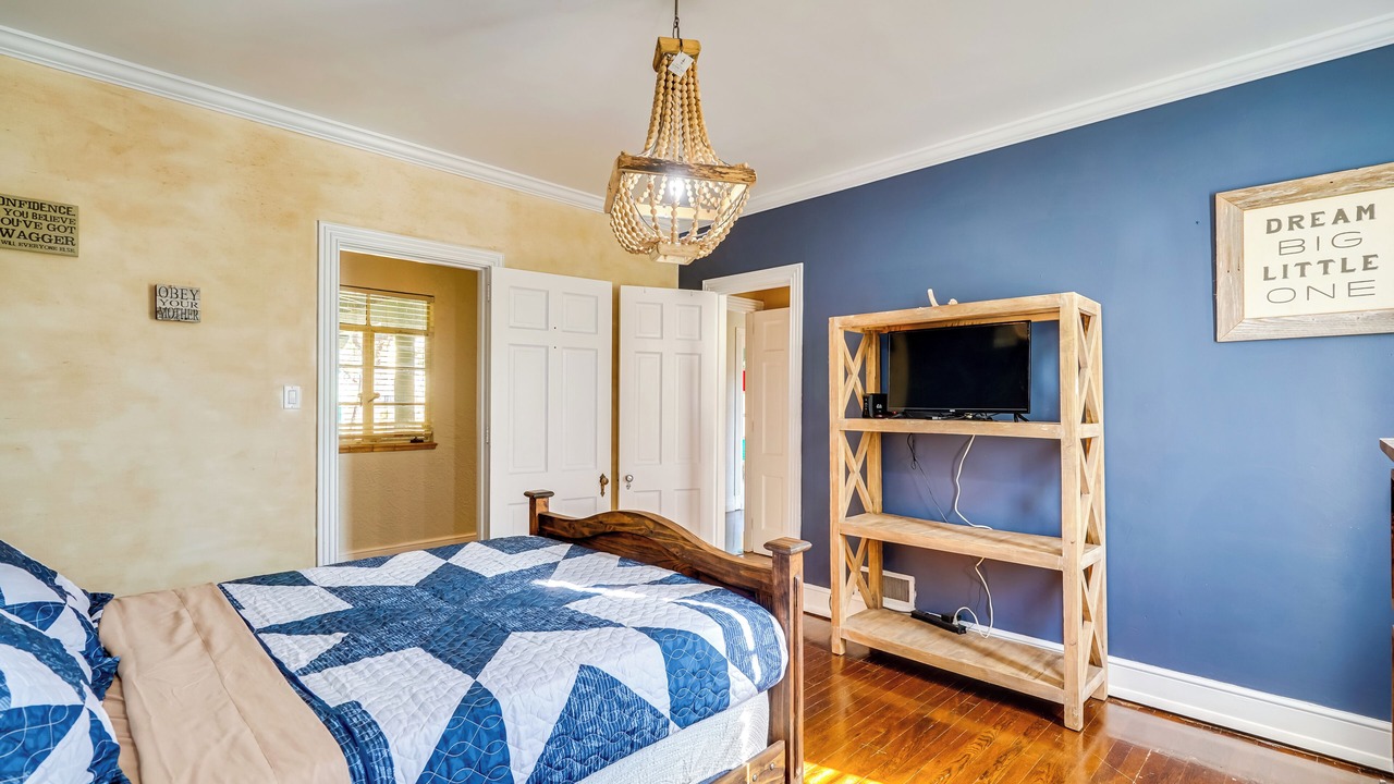 Photo of Bedroom in Odessa