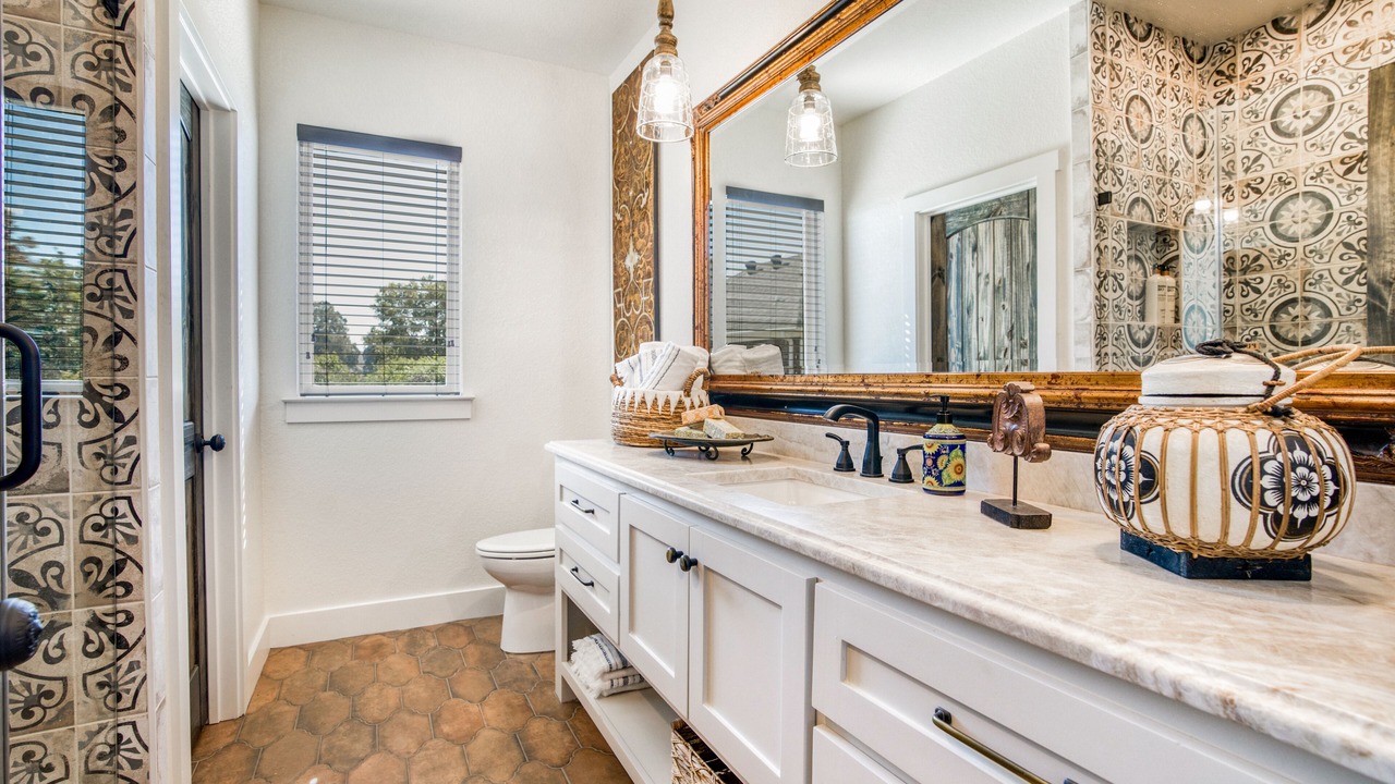 Photo of Bathroom in Ferndale