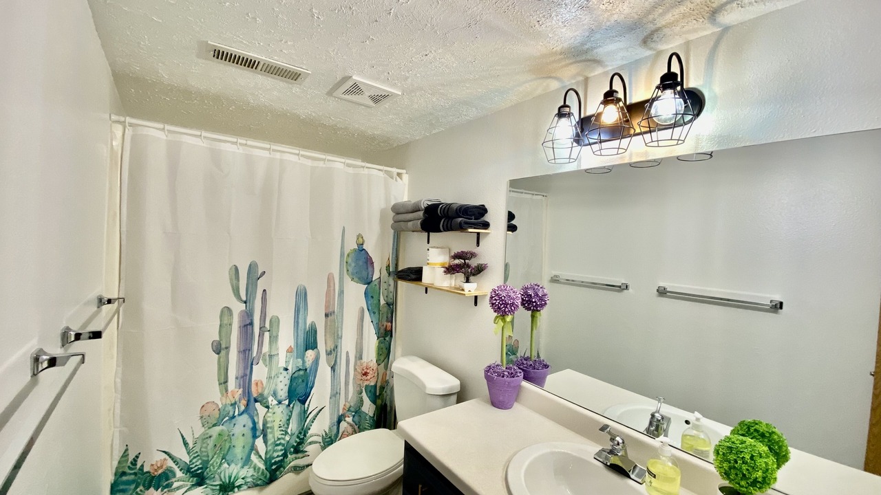 Photo of Bathroom in Council Bluffs