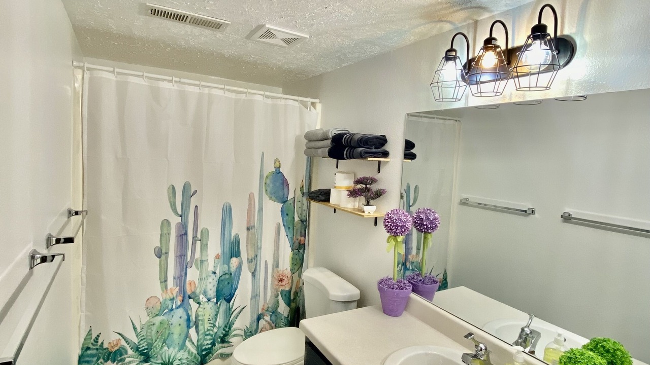 Photo of Bathroom in Council Bluffs