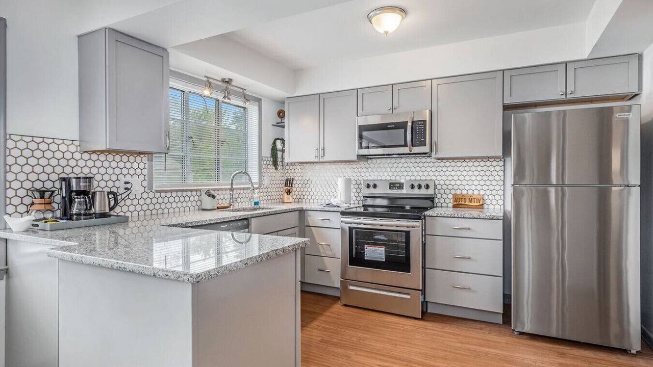 Photo of Kitchen in Jefferson Chalmers