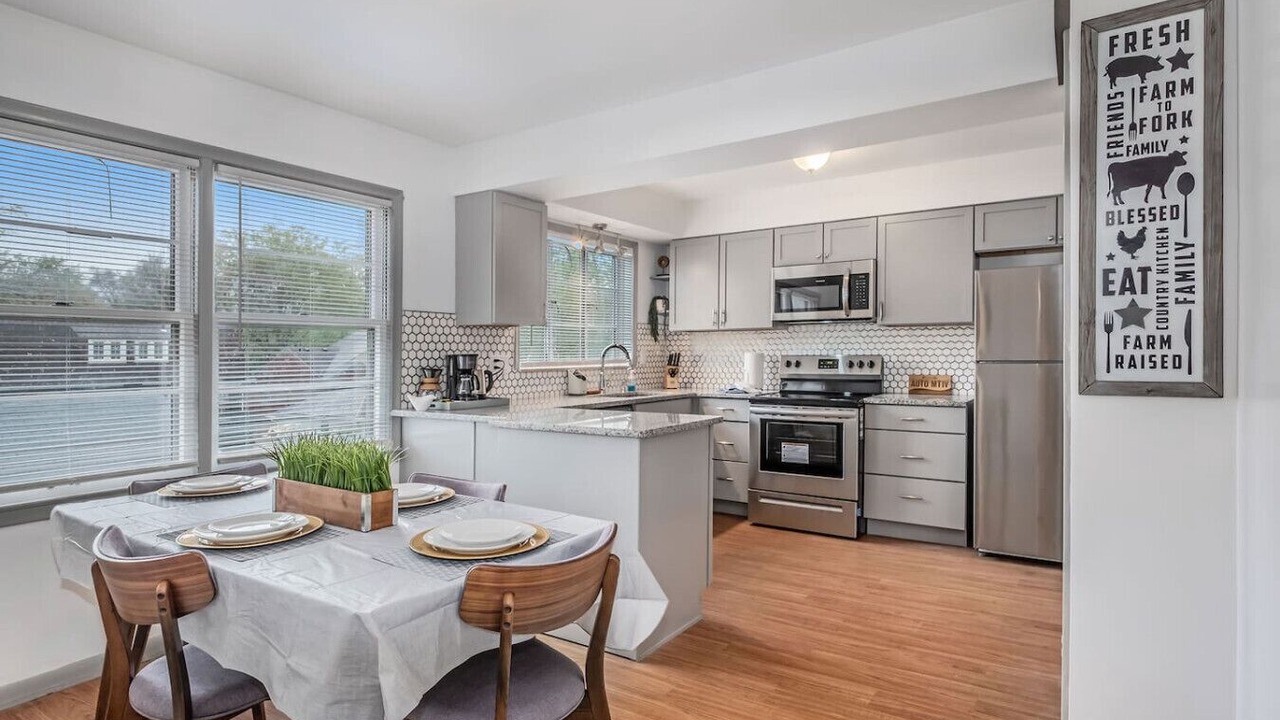 Photo of Kitchen in Jefferson Chalmers