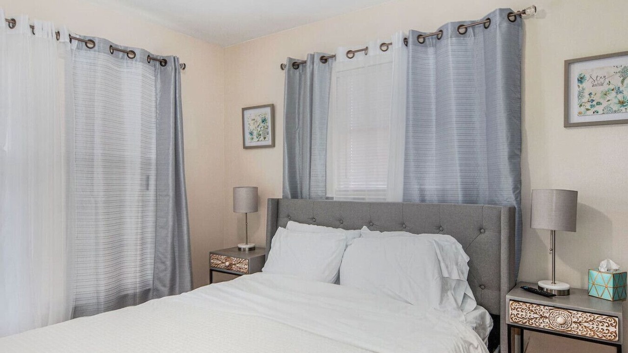 Photo of Bedroom in Jefferson Chalmers