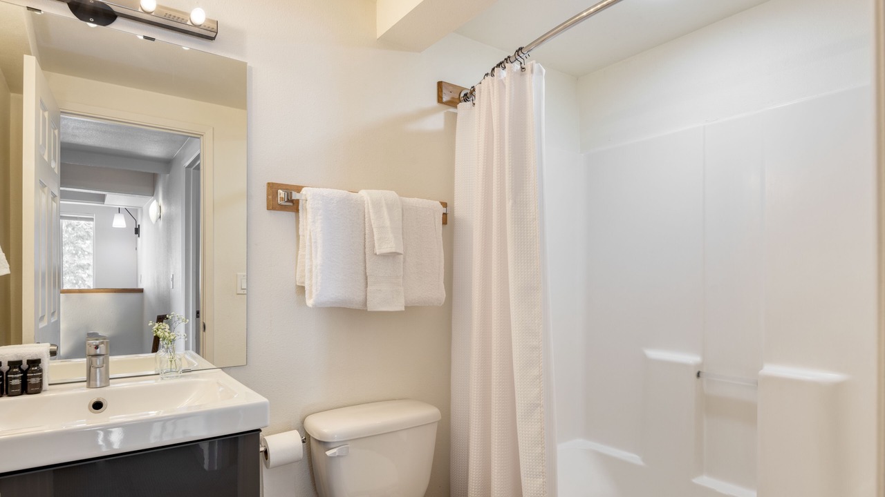 Photo of Bathroom in Tahoe Woods
