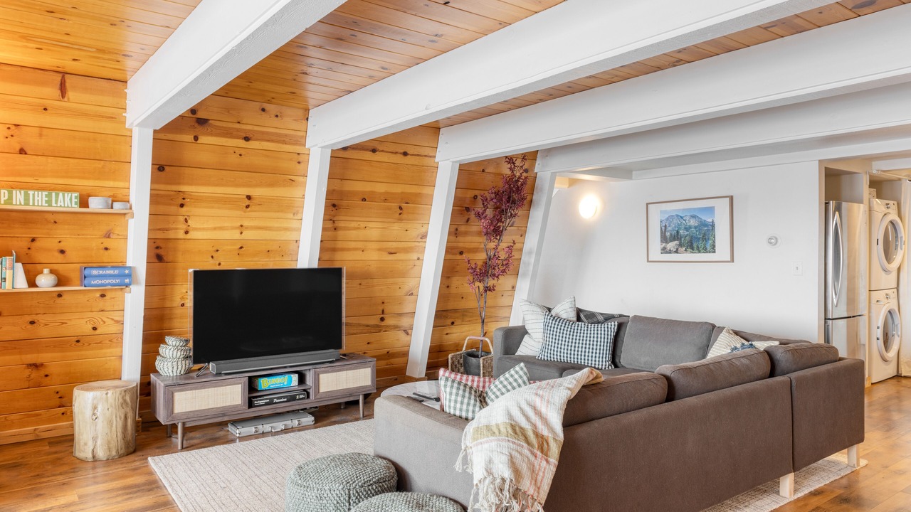 Photo of Bedroom in Tahoe Woods