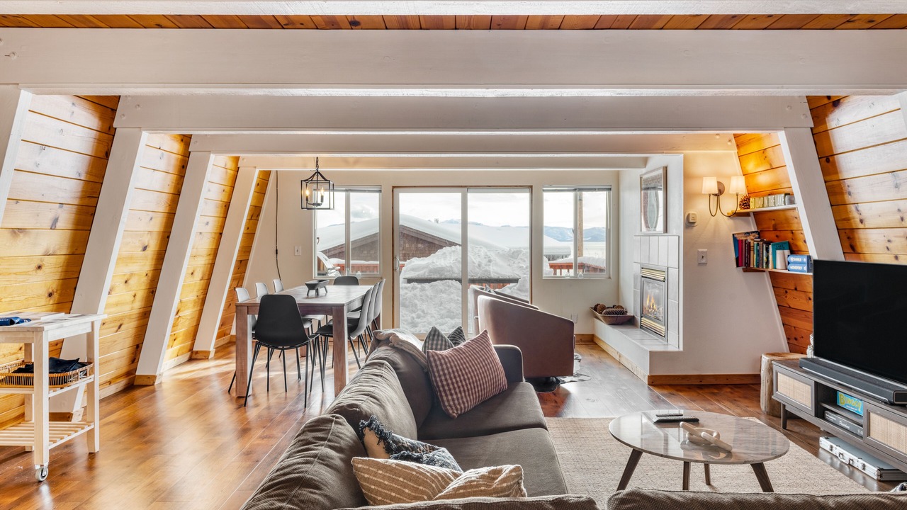 Photo of Bedroom in Tahoe Woods