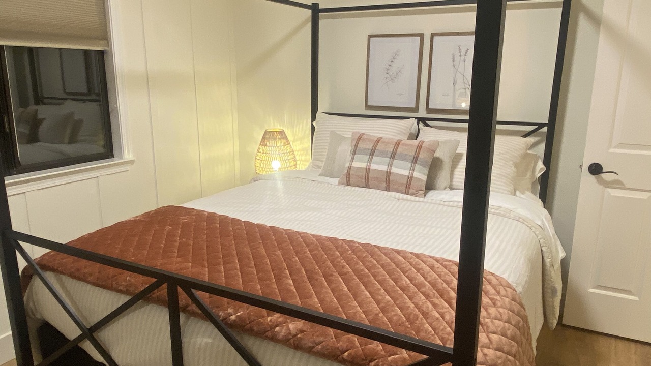 Photo of Bedroom in Columbia