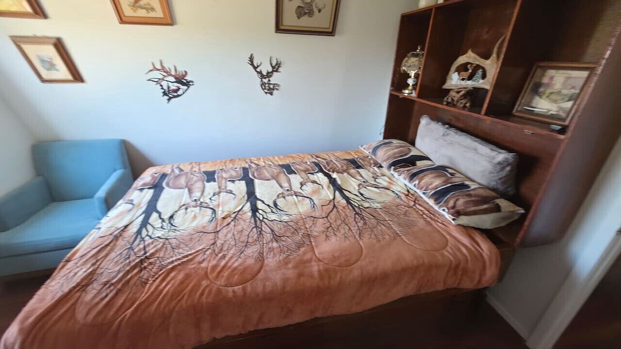 Photo of Bedroom in Nassau Bay