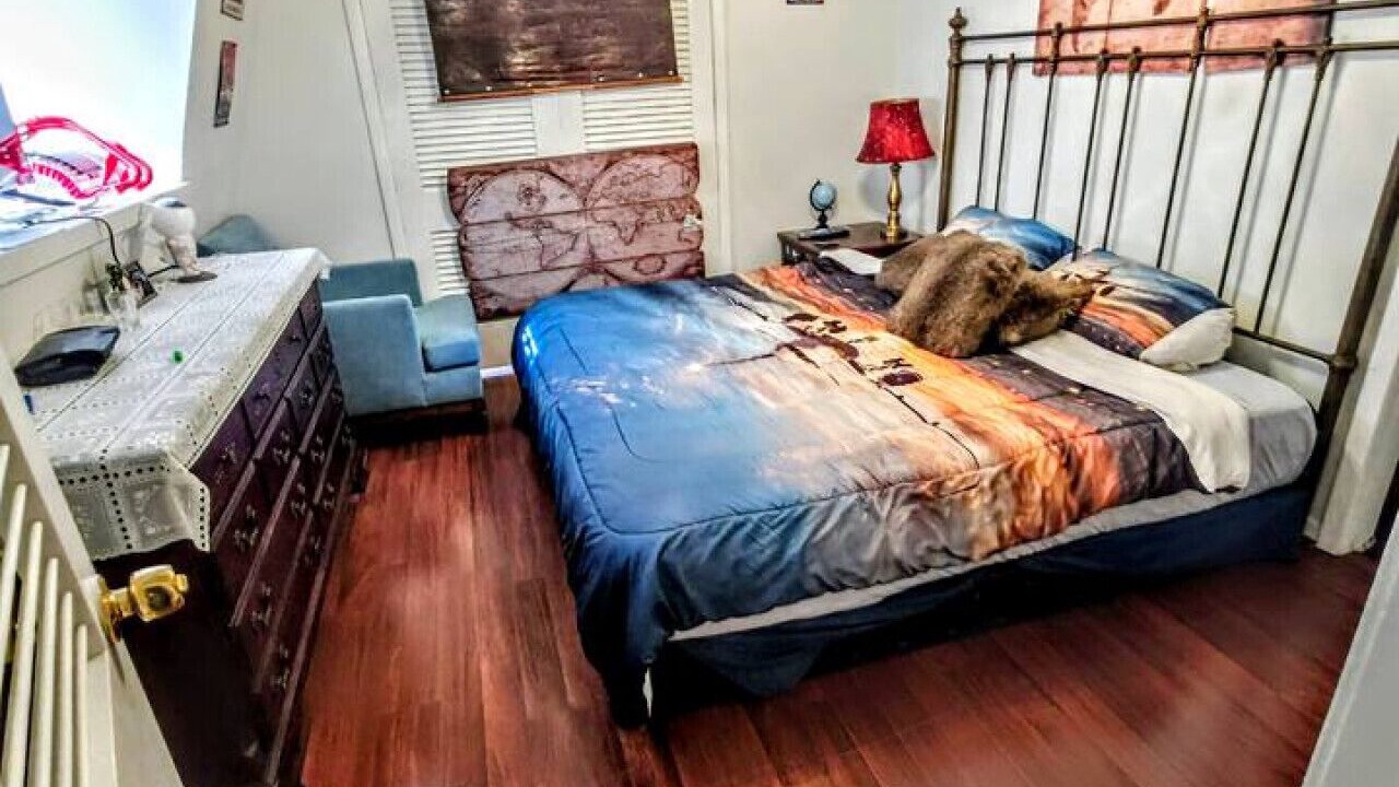 Photo of Bedroom in Nassau Bay