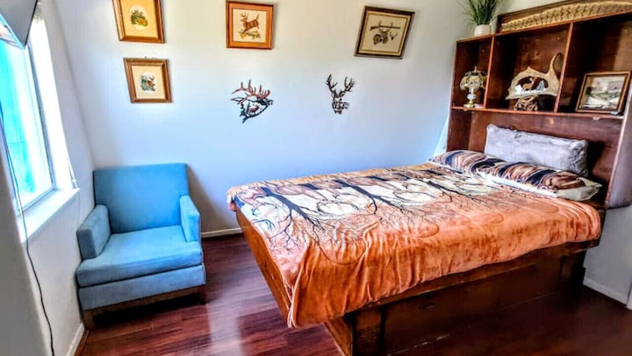 Photo of Bedroom in Nassau Bay