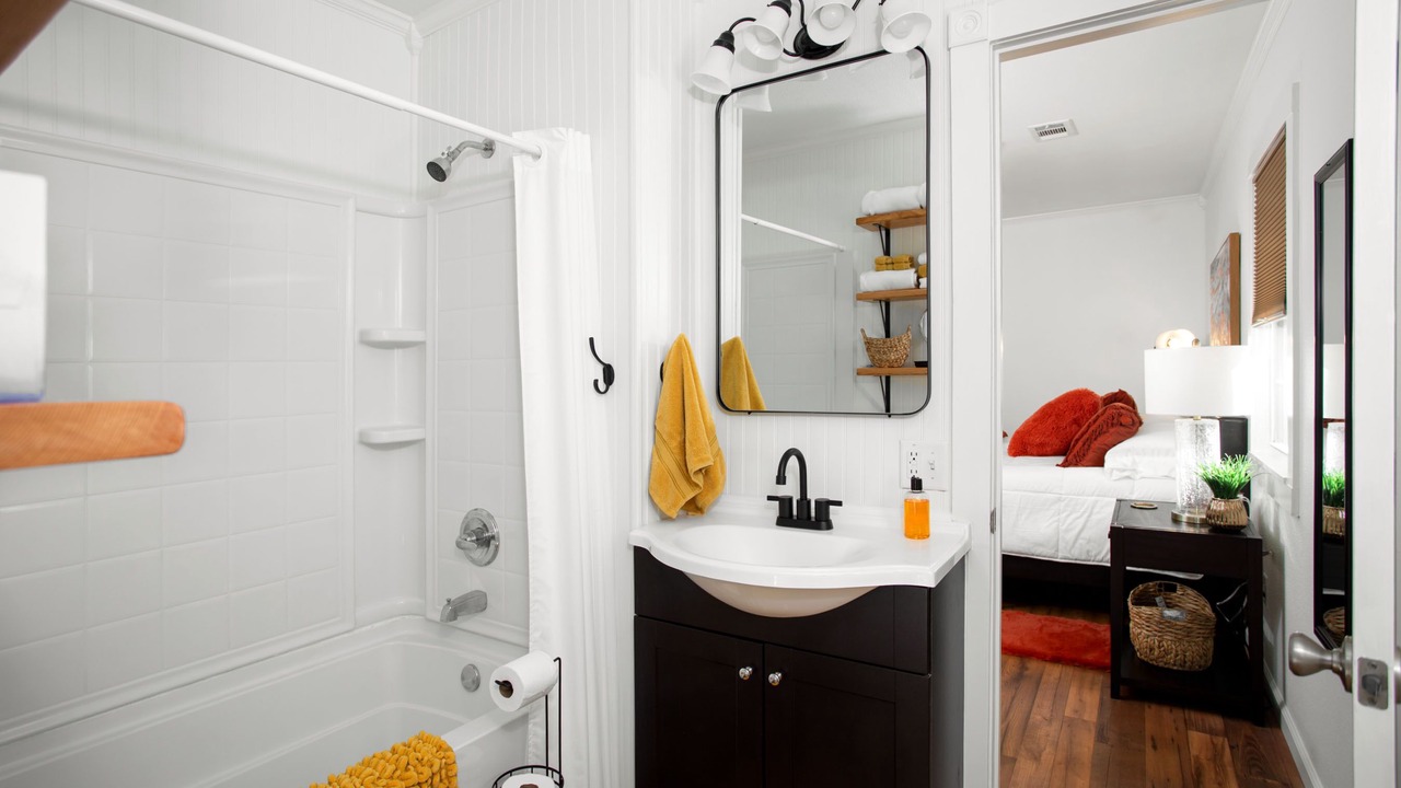 Photo of Bathroom in Canyon
