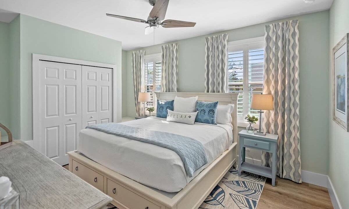 Photo of Bedroom in Downtown Historic District