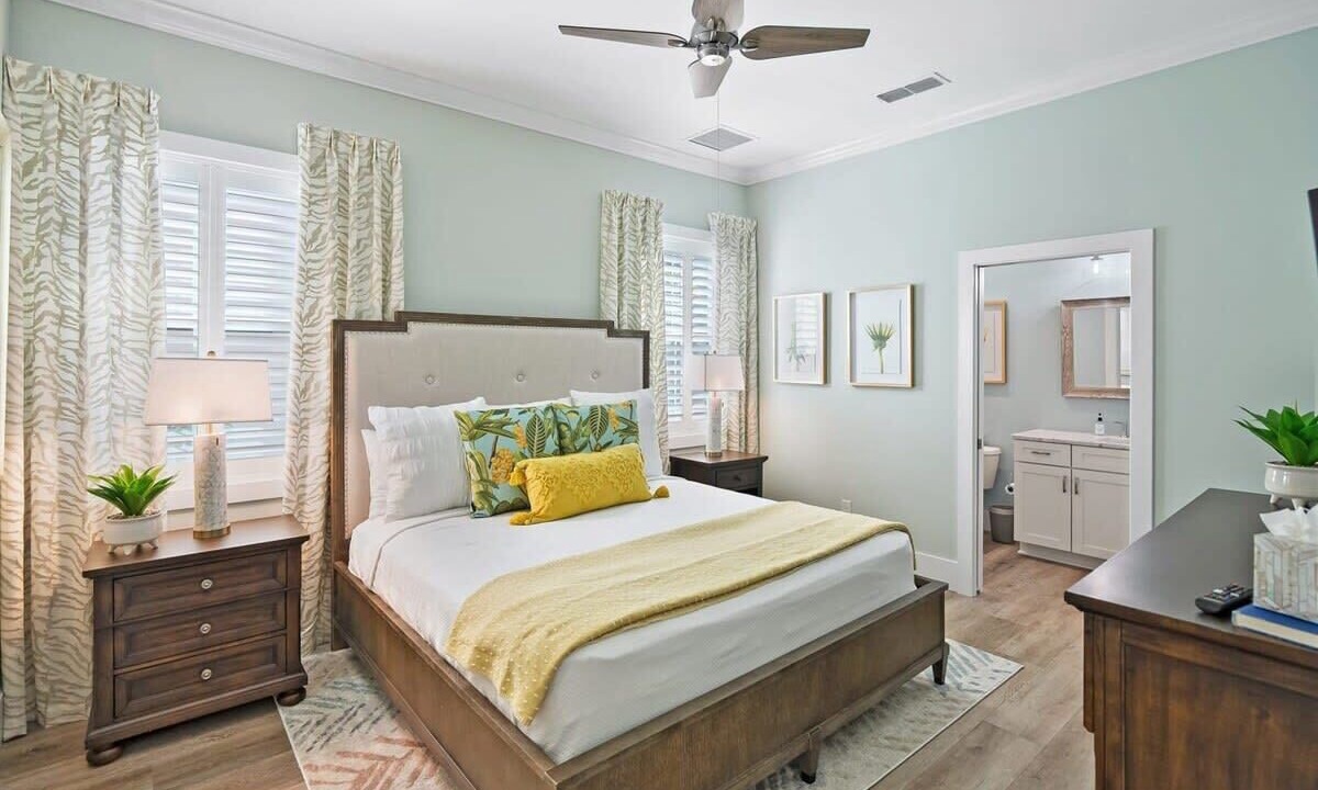 Photo of Bedroom in Downtown Historic District