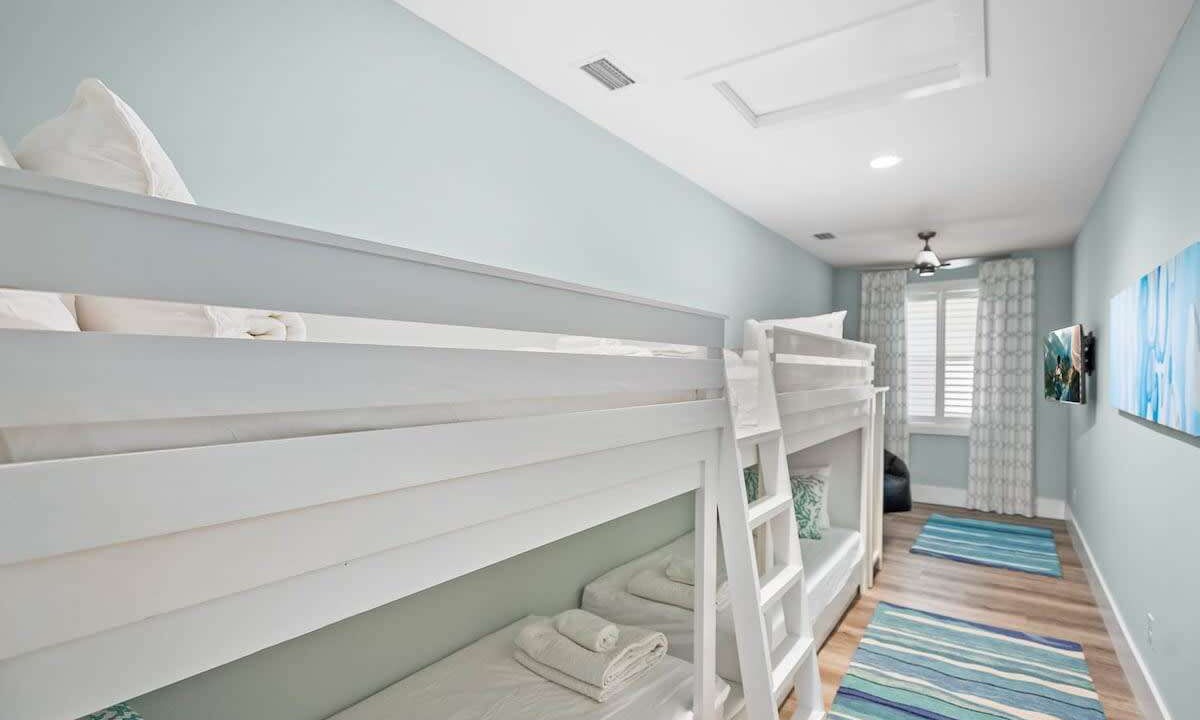 Photo of Bedroom in Downtown Historic District