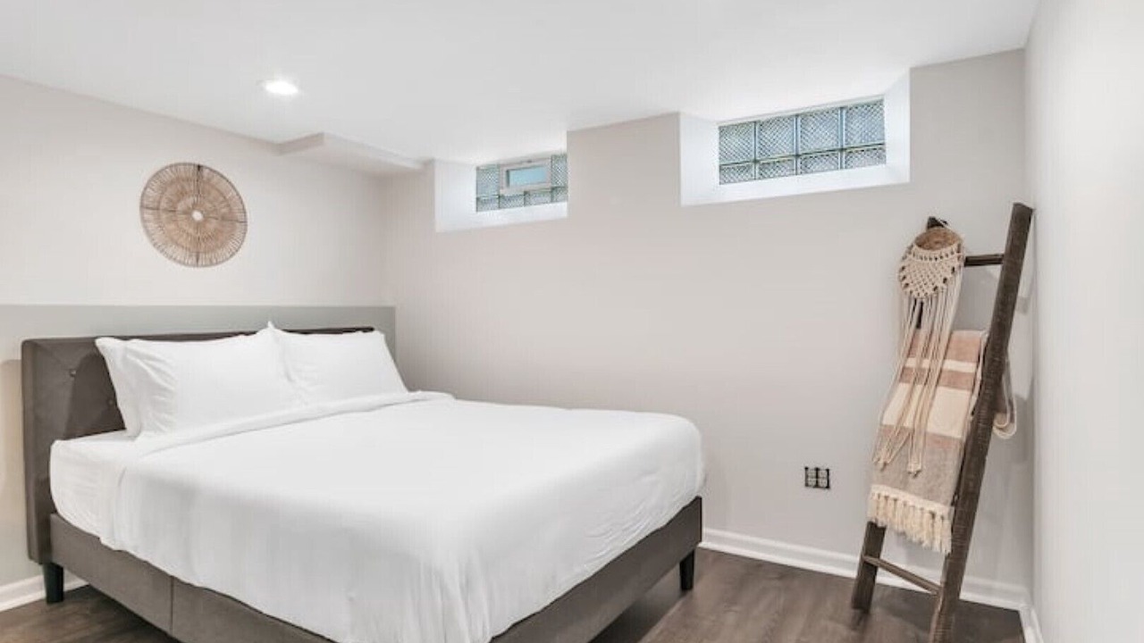 Photo of Bedroom in Madison Heights