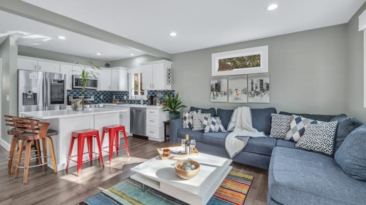 Photo of Livingroom in Hazel Park