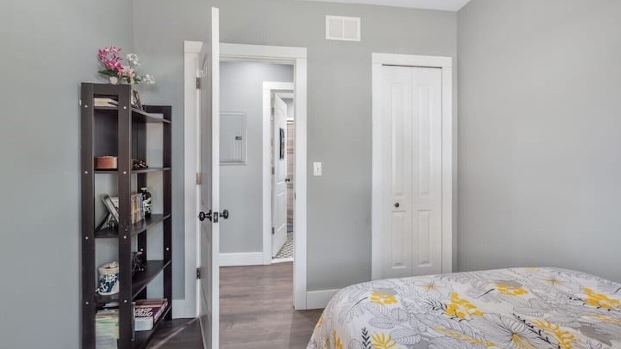 Photo of Bedroom in Hazel Park