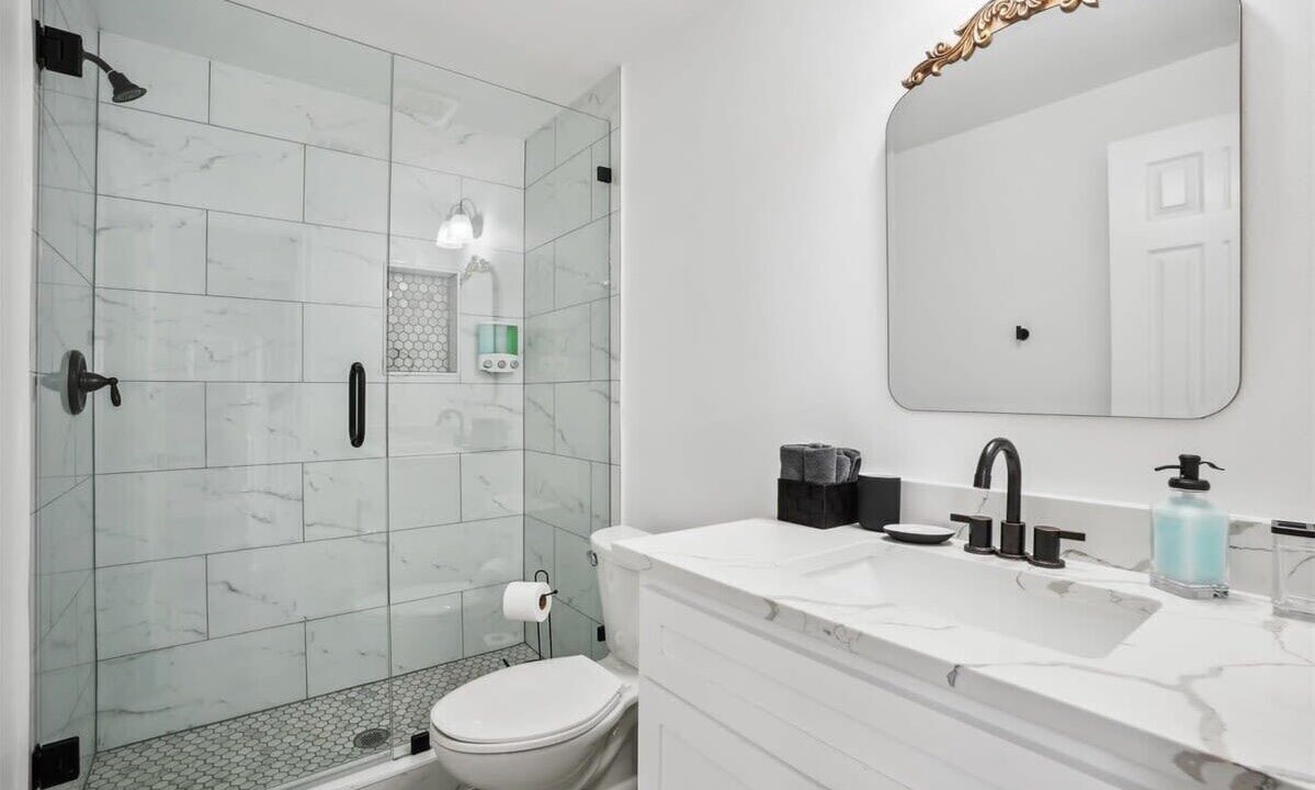 Photo of Bathroom in Rowlett