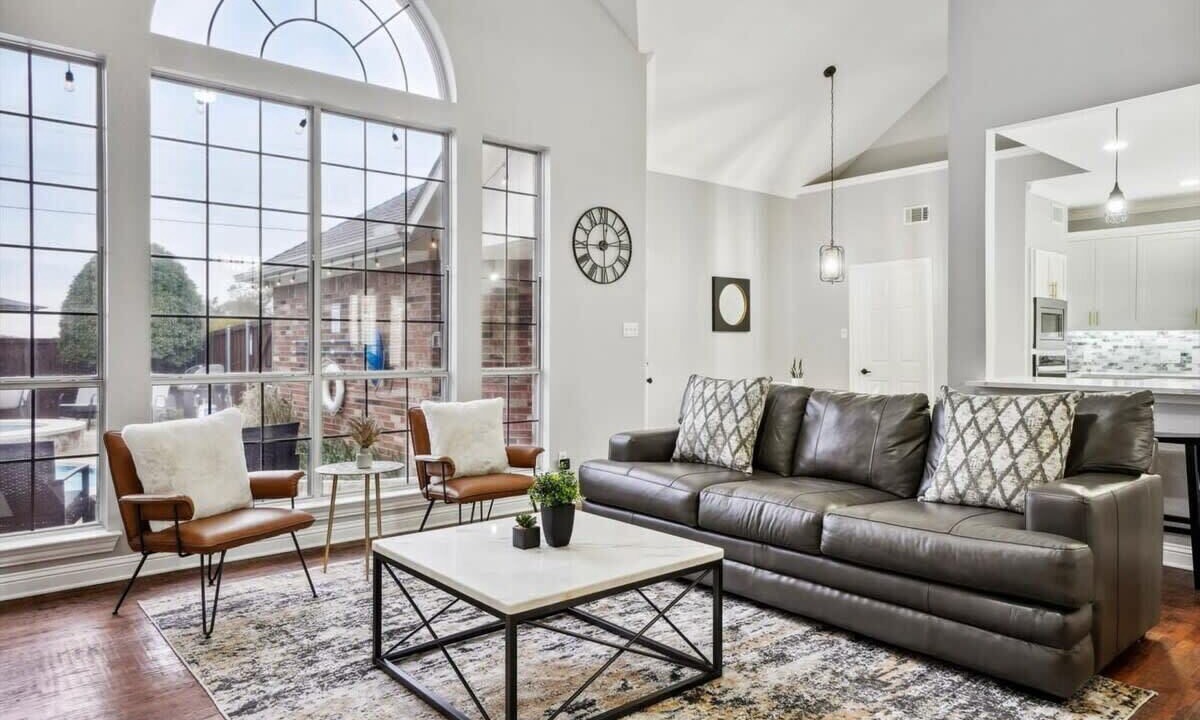 Photo of Livingroom in Rowlett
