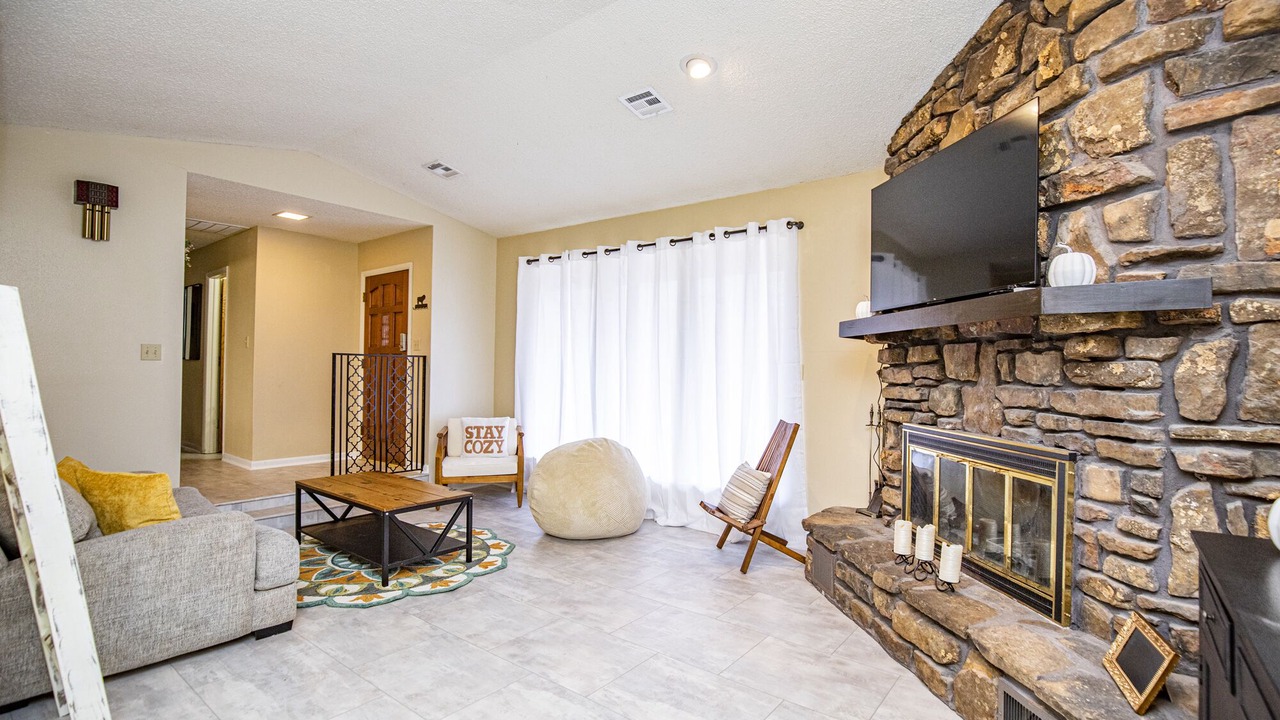 Photo of Livingroom in Bella Vista