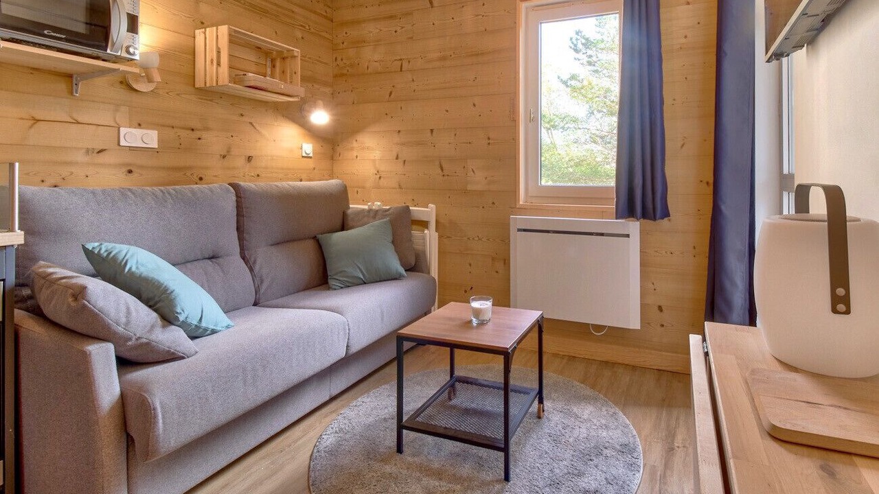 Photo of Livingroom in Genos