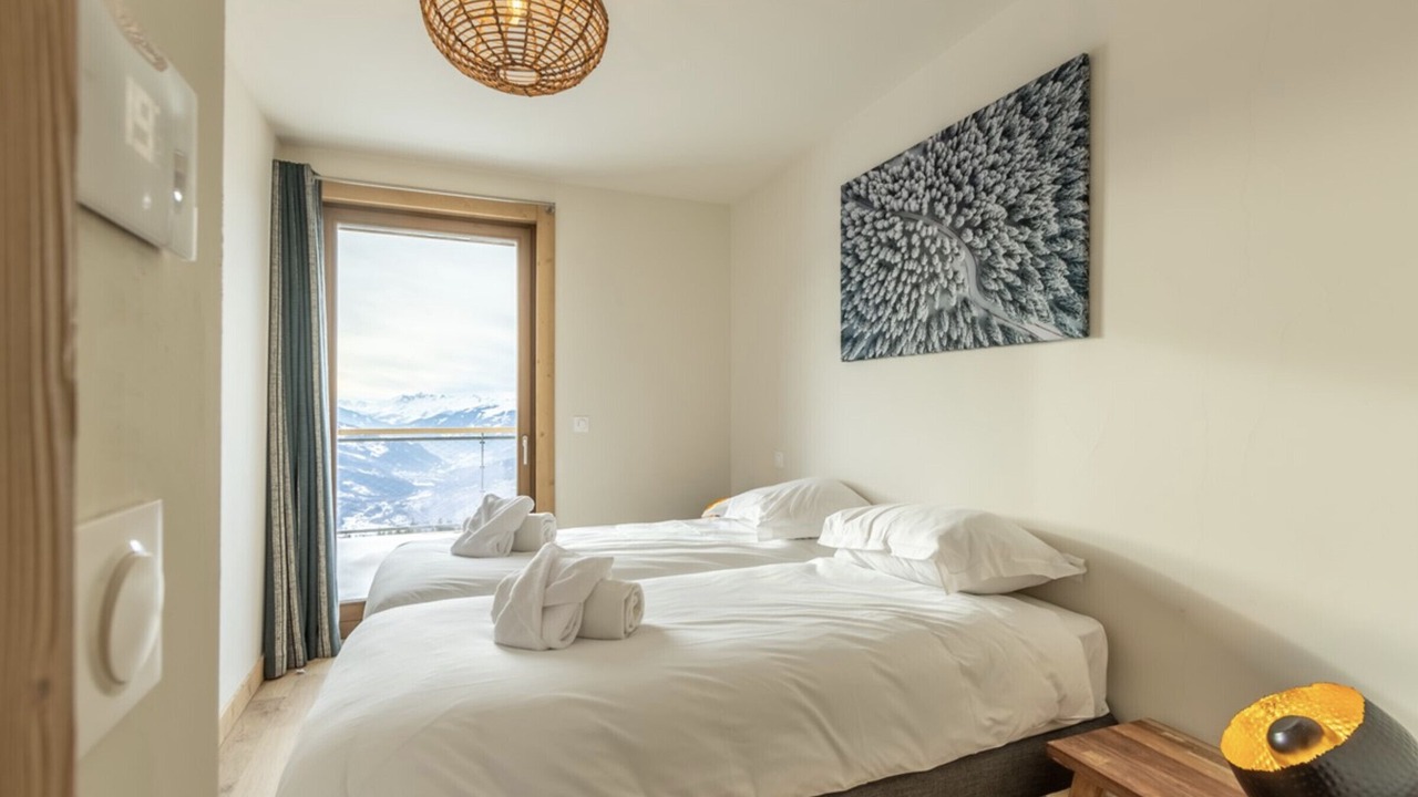 Photo of Bedroom in Arc-1600