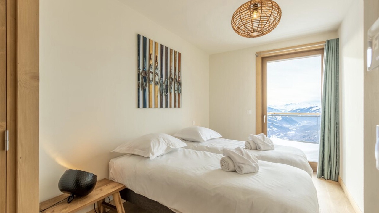 Photo of Bedroom in Arc-1600